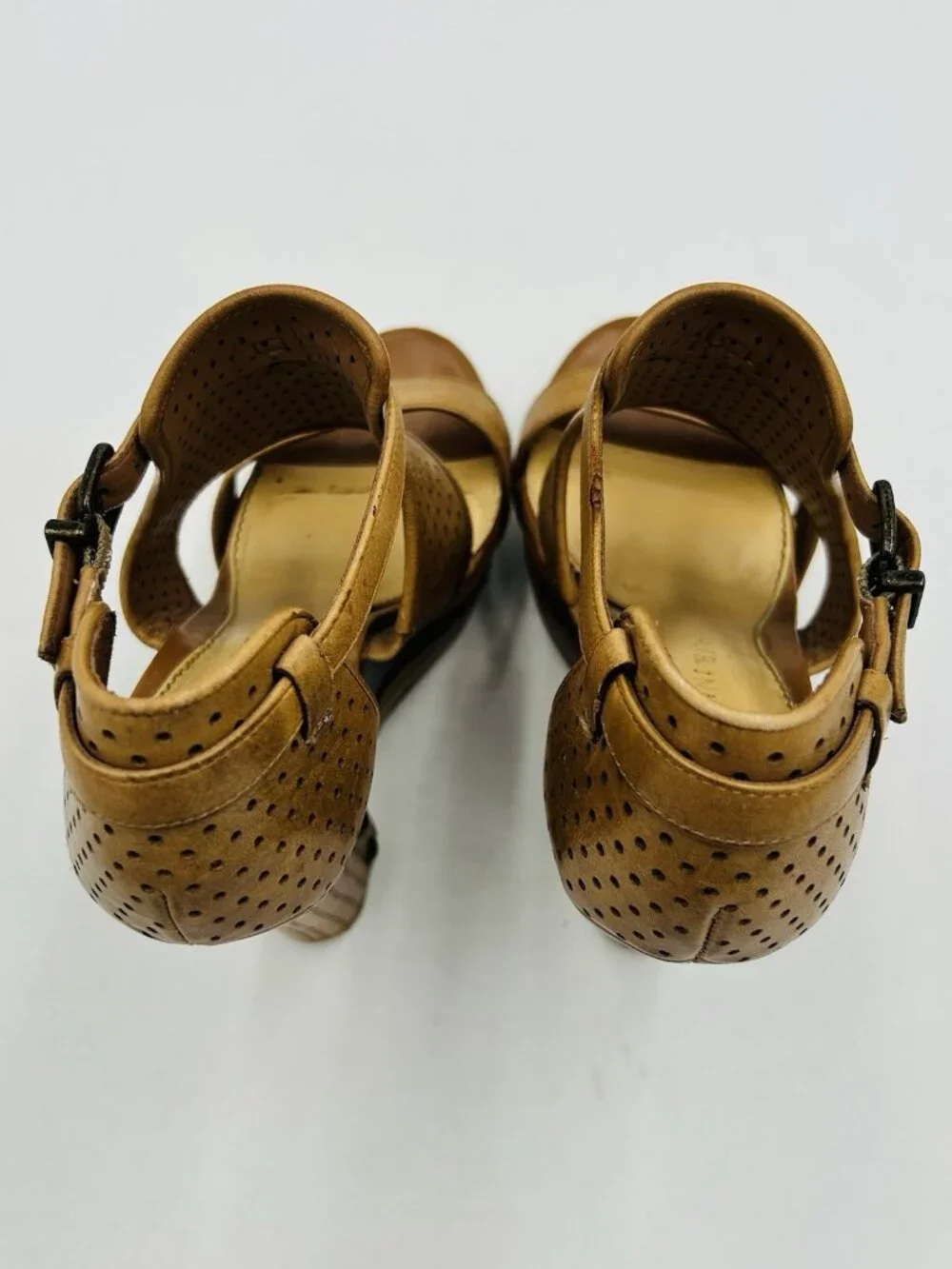 Gianni Bini Camel Leather Wooden Perforated Wedge Platform Sandal Sz 6.5